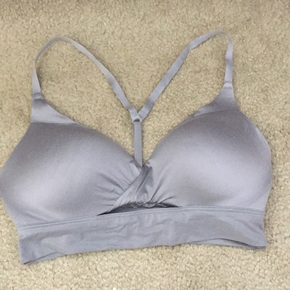VICTORIA SECRET BODY UPLIFT NO WIRE BRA